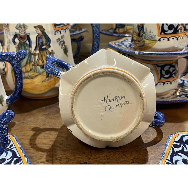 White Quimper Earthenware Dinner Service, 1930s, Set of 17 For Sale - Image 8 of 18