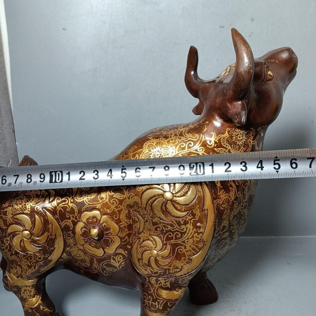 Vintage Gilt-Decorated Brass Bull Sculpture / Chinese Feng Shui Ox Statue For Sale In Los Angeles - Image 6 of 9