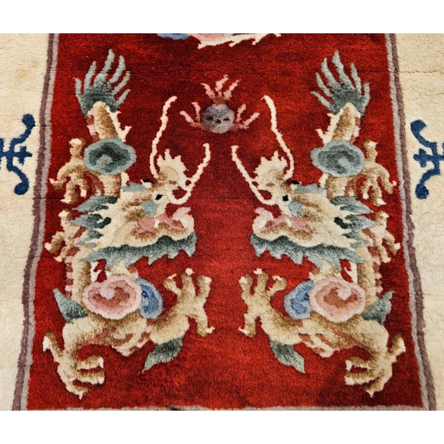 Vintage Chinese Art Deco Hand-Knotted Rug, Floral Motif, Wool, 1900s, 3' x 5' For Sale - Image 11 of 13