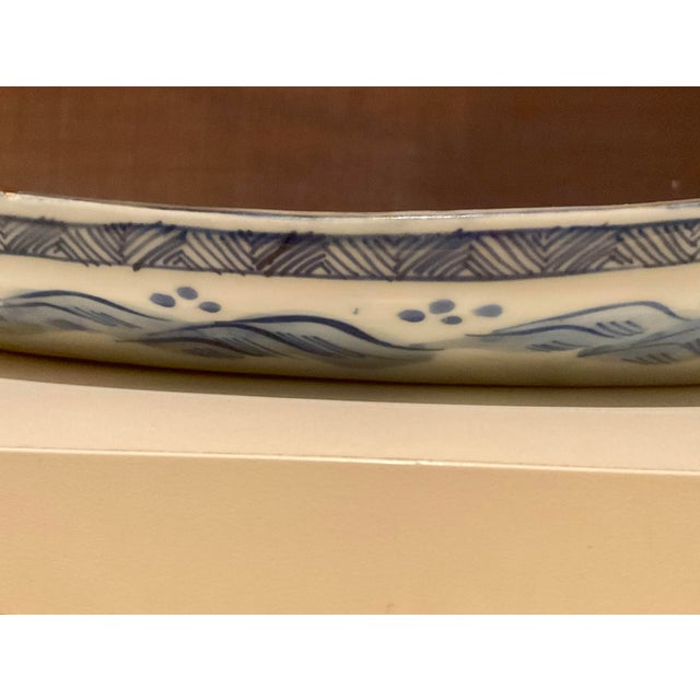 Antique Japanese Imari Porcelain Dish Period: Meiji Era (1868–1912) For Sale - Image 12 of 18