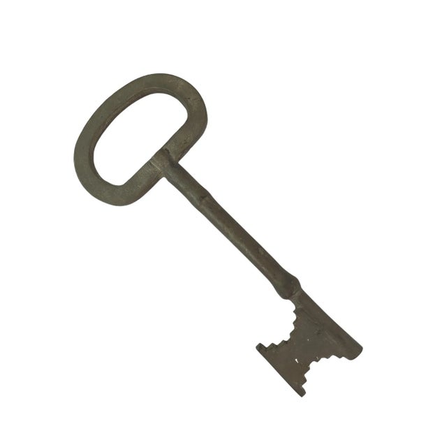 Traditional Mid-Century Oversize Brass Key Paperweight For Sale - Image 3 of 3