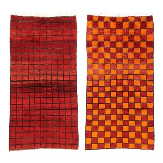 Vintage Berber Reversible Moroccan Rug - 05'02 X 09'11 For Sale