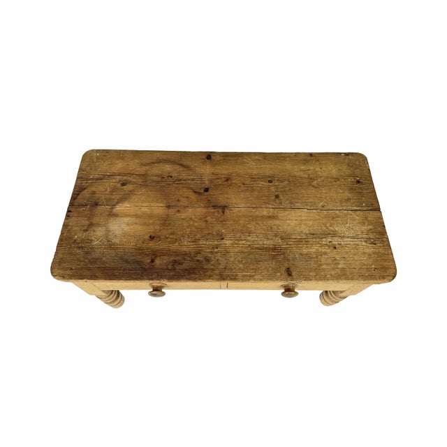 English Late 19th Century Country English Pine Low Table With Two Drawers For Sale - Image 3 of 6