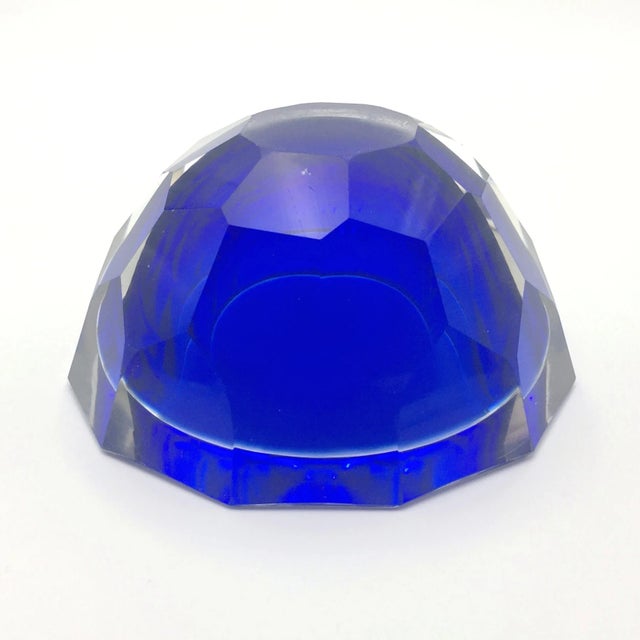 Blue Large Sommerso Diamond Faceted Geode Glass Bowl by Mandruzzato, Italy, 1970s For Sale - Image 8 of 11