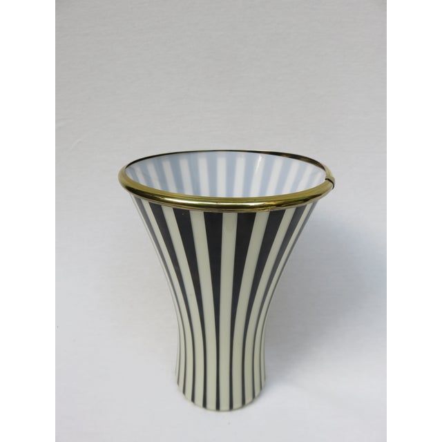 Black and White Italian Pendant Lamps, 1950s, Set of 2 For Sale - Image 17 of 18