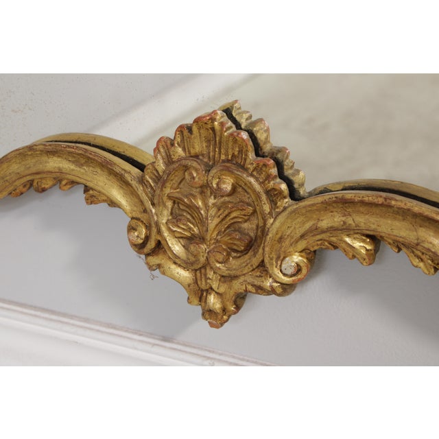Traditional Friedman Brothers Attributed 3 Panel Gold Frame Mirror For Sale - Image 3 of 16