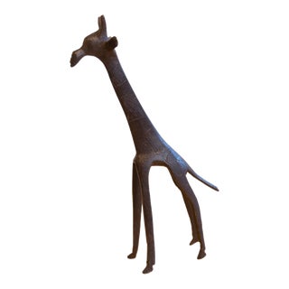 Vintage African Giraffe With Dark Patina For Sale