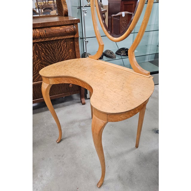 Edwardian Birdseye Maple Mirrored Vanity With Side Chair - Set of 2 For Sale - Image 9 of 15