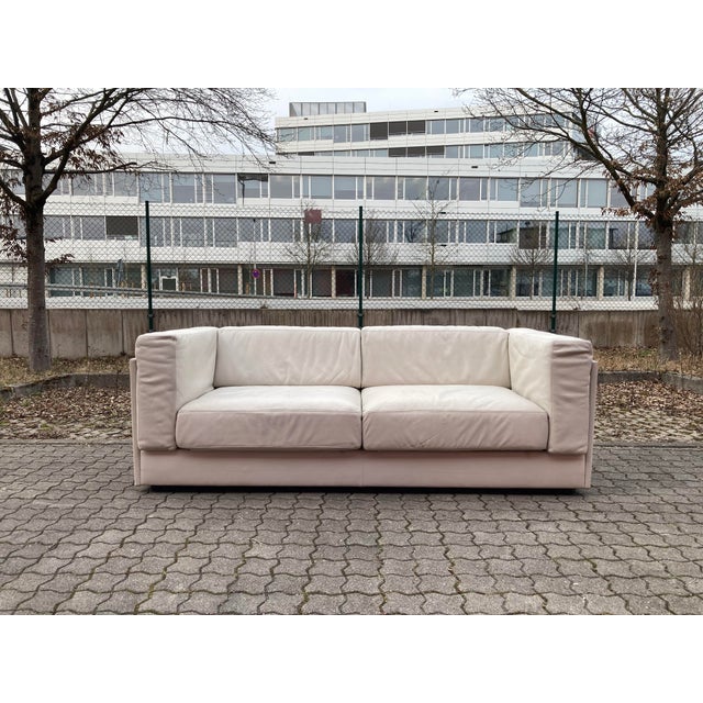 Artanova Daybed Leather Sofa, Model Cordoba. Cubist design by the Swiss manufacturer. Extendable as a sofa bed for 2...