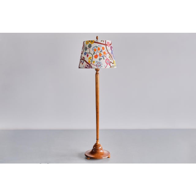 This floor lamp was designed by Otto Schulz and produced by his company Boet in Gothenburg, Sweden in 1928. The elegant...