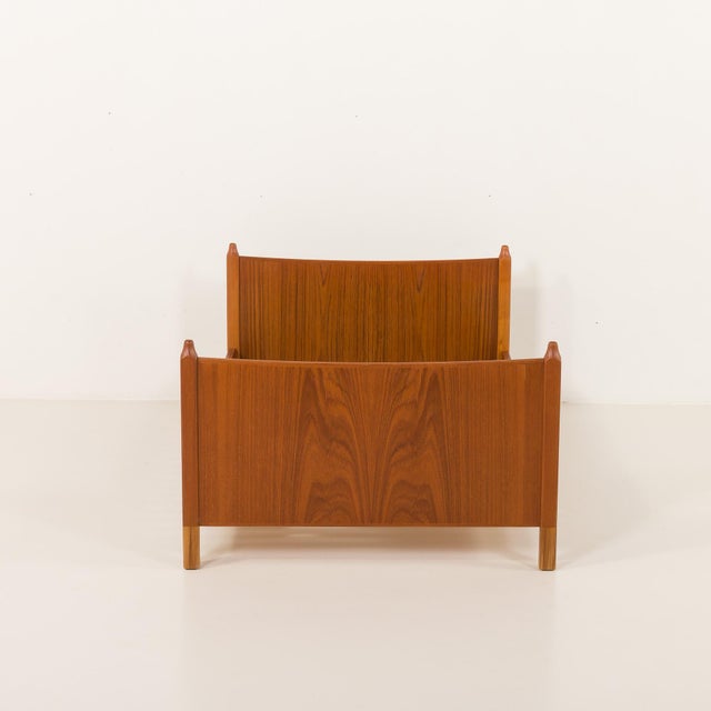 Vintage Danish Teak Children's Bed, 1960s For Sale - Image 4 of 10