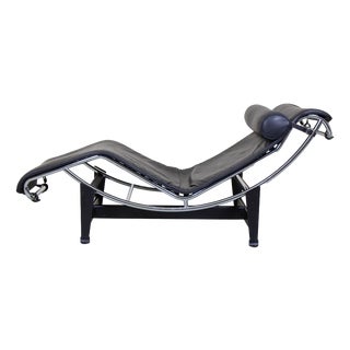 LC4 Chaise Longue by Le Corbusier for Cassina, 1980s For Sale