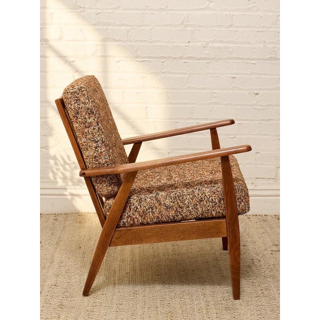 Wood Vintage Mid-Century Modern Walnut Armchair in Textured Brown Upholstery For Sale - Image 7 of 7