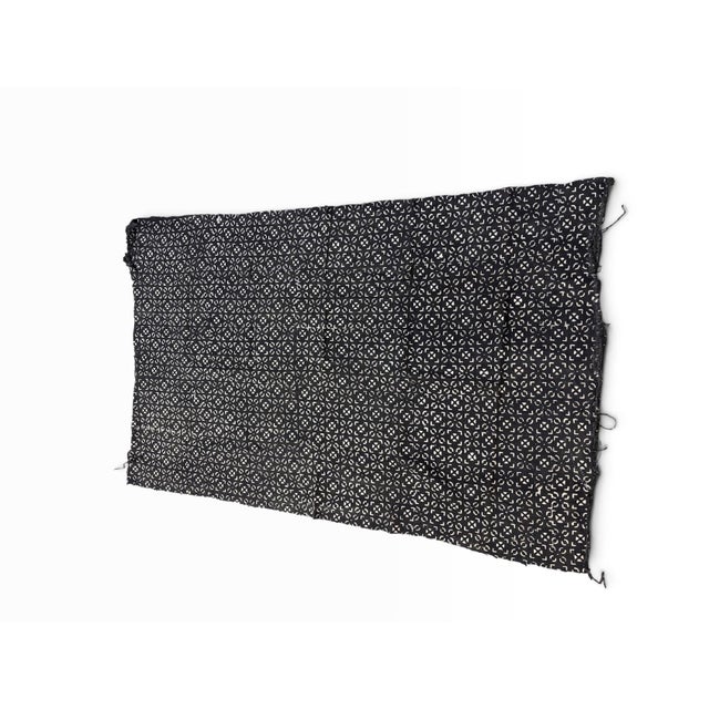 Vintage hand weaving from 100% cotton, this authentic mud-cloth textile is made by the skilled artisans of the Bamana...