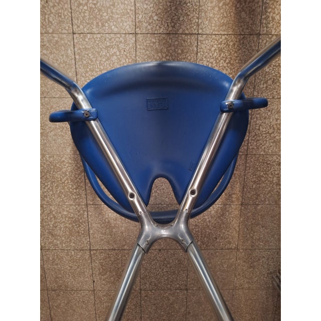 Metal Vintage Armchairs in Aluminum and Blue Foam Material by Ferdinand Alexander Porsche for Ycami Edizioni, 1980s, Set of 4 For Sale - Image 7 of 13