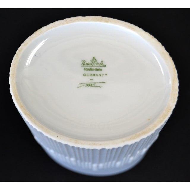 1950s Tapio Wirkkala White Bisque Drops Oval Flower Vase Rosenthal Studio Line Germany For Sale - Image 11 of 12