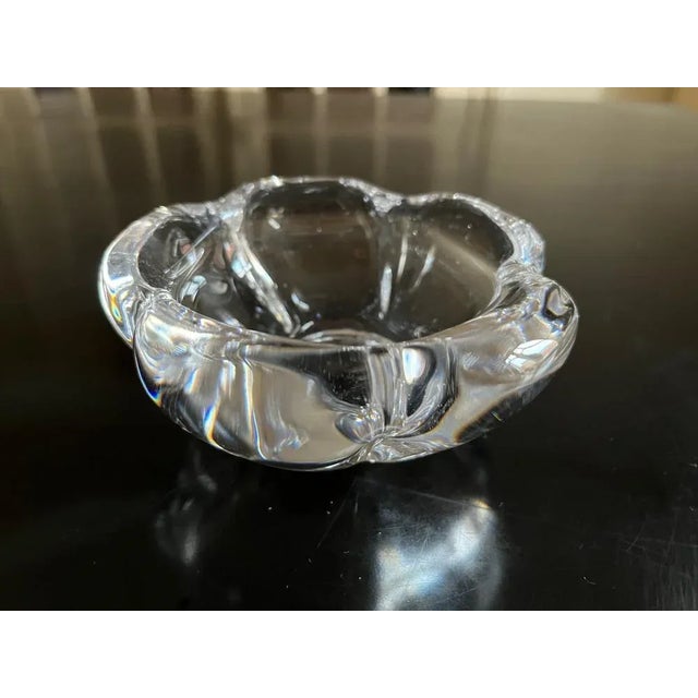 Glass Bowl Vide Poche from Daum, in Very Good conditions. Designed 1950 to 1959 This piece has an attribution mark, I am...