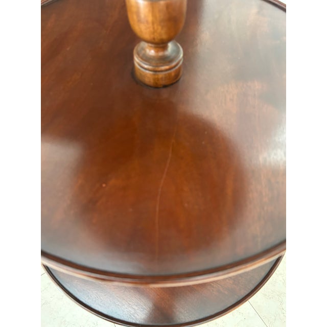 George Ill Three-Tiered Dumbwaiter in Mahogany, C. 1770 For Sale In New York - Image 6 of 7