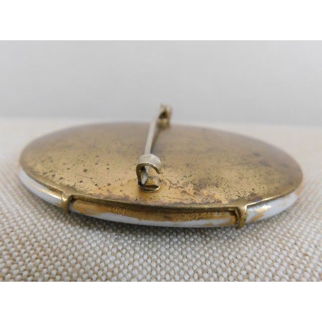 1900 - 1909 Midnight Blue Italian Cameo and Sterling Brooch, Woman With Birds in Garden For Sale - Image 5 of 8