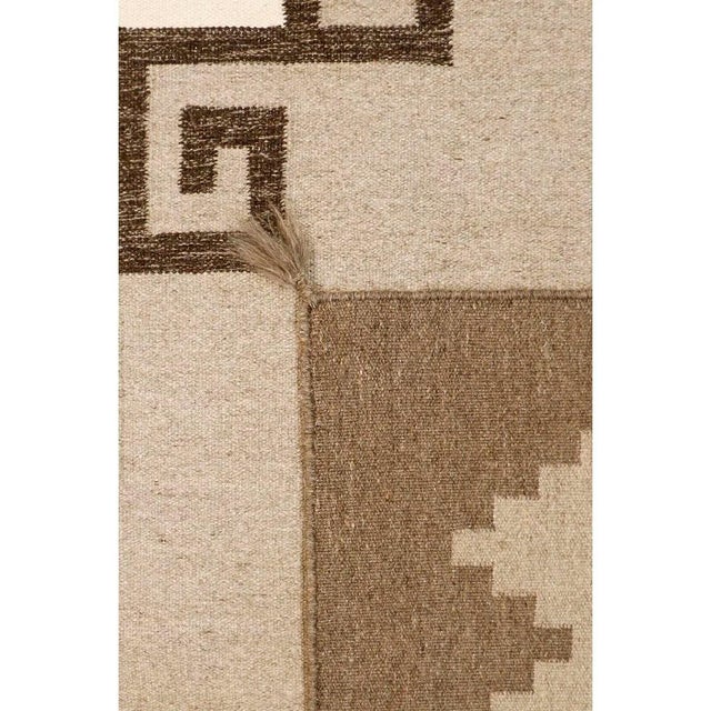 Tuscany Wool L. Brown Area Rug, 8'11'' X 12' 0'' For Sale - Image 4 of 6
