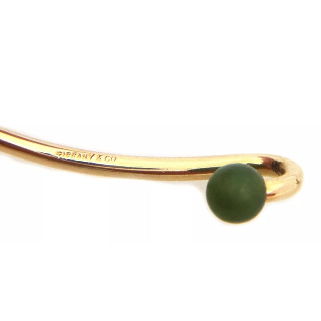 Tiffany and Co. Tiffany & Co. Jade 14k Yellow Gold Wire Hook Bangle Bracelet For Sale - Image 4 of 9
