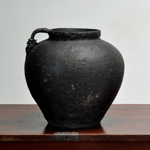 Antique Earthenware Pot from Moldova, 1850s For Sale - Image 6 of 8