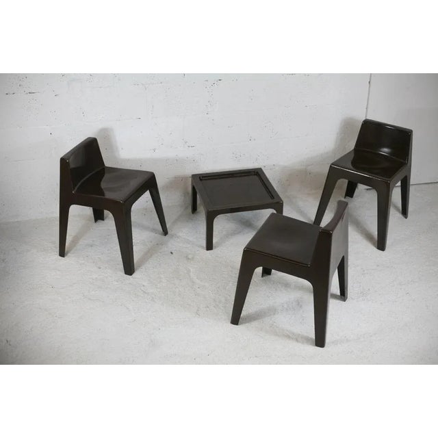 Plastic Fibreglass Chocolate Color Chairs and Coffee Table, France, 1970s, Set of 4 For Sale - Image 7 of 18