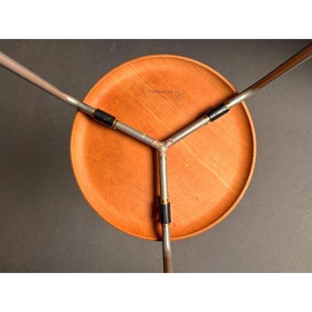Vintage Dot Stool 3170 by Arne Jacobsen for Fritz Hansen, 1954 For Sale - Image 6 of 9