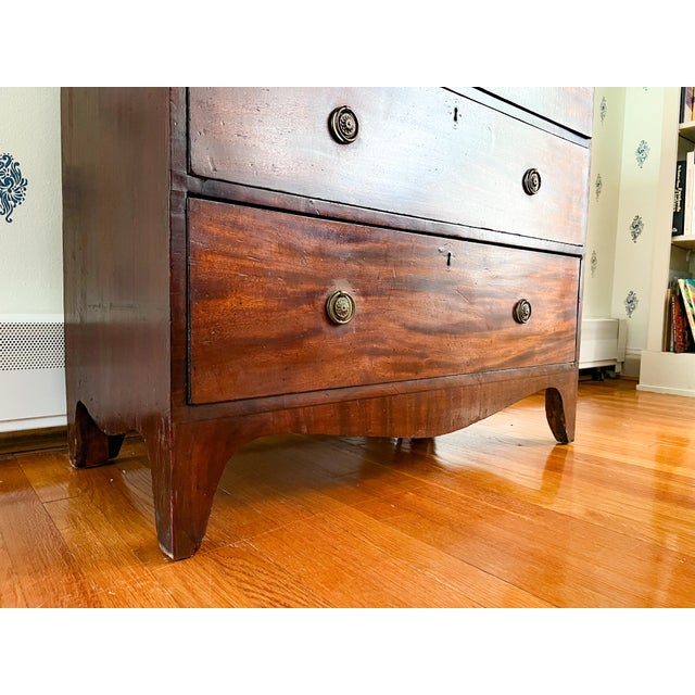 Early 1800s Antique British Neoclassical Mahogany Chest of Drawers For Sale - Image 12 of 14