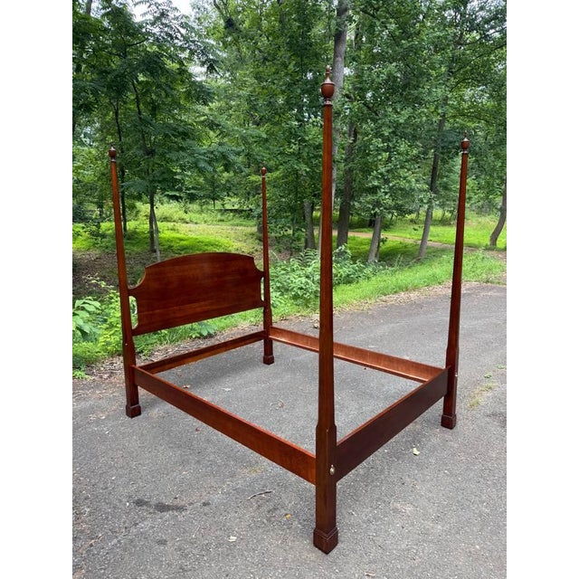 American Late 20th Century Statton Furniture Cherry Pencil Post Queen Size Bed For Sale - Image 3 of 14