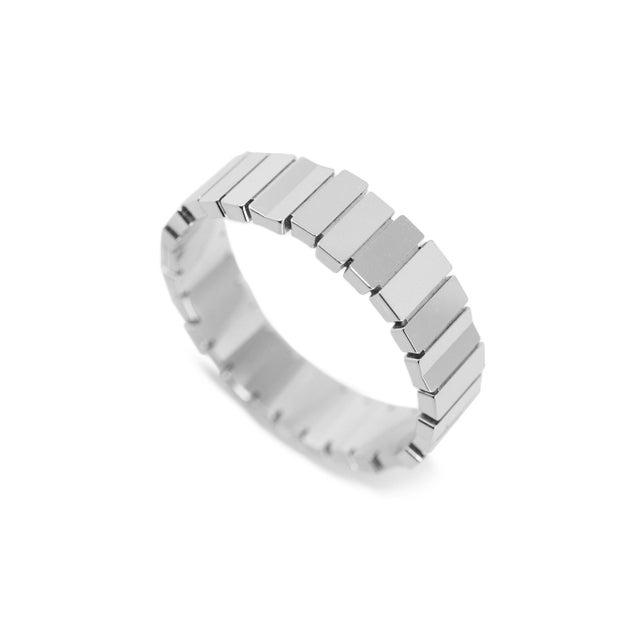 Brand: Christian Dior Gender: Men's Metal Type: 18K White Gold Ring Size: 10 Width: 5.55 mm Weight: 7.61 grams CHRISTIAN...