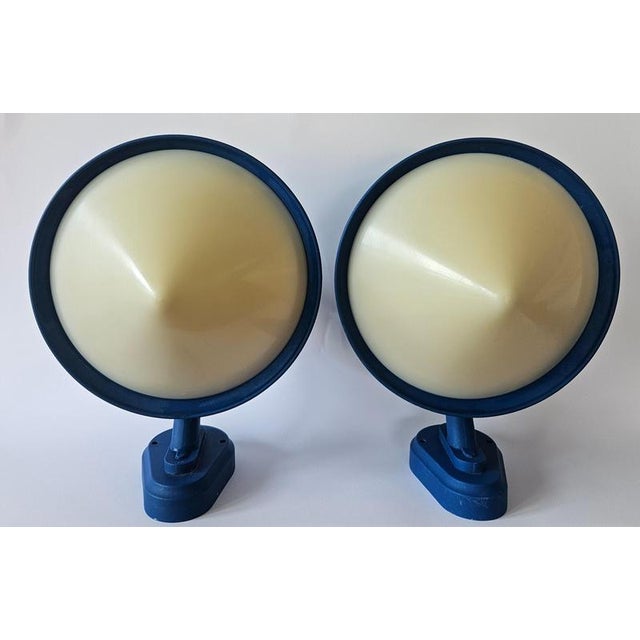White Mid-Century Wall Lamps in the style of Svea Winkler, Italy, 1970s, Set of 2 For Sale - Image 8 of 16