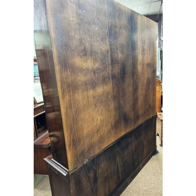 Mid 20th Century Baker Mahogany English Georgian Style Breakfront China Cabinet For Sale - Image 9 of 12