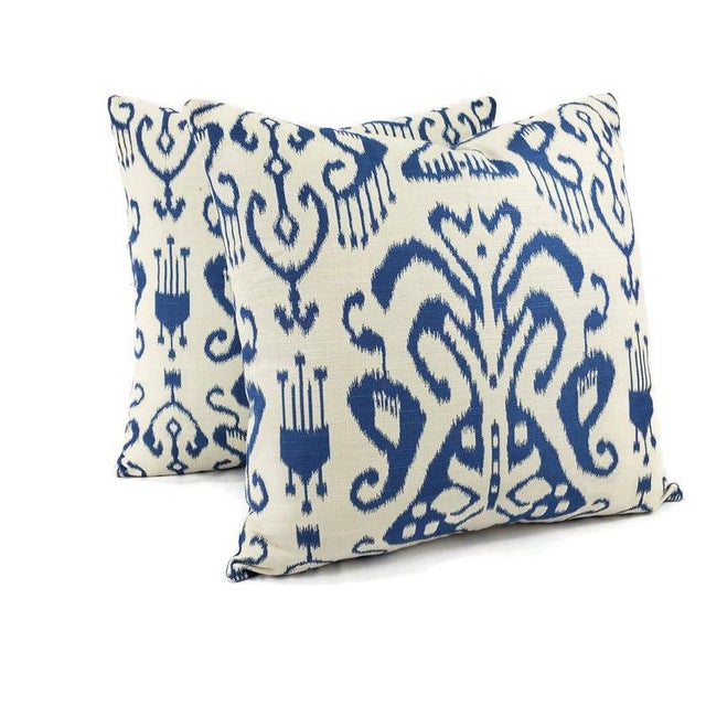 From Robert Allen is Sweet Nothings in the color Bluebell pillow cover. This pillow features a lovely ikat pattern. This...