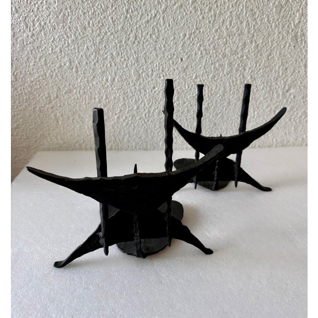 Brutalist David Palombo, Modernist Brutalist Hand Forged Iron Bookends Sculpture Israeli David Palombo For Sale - Image 3 of 12