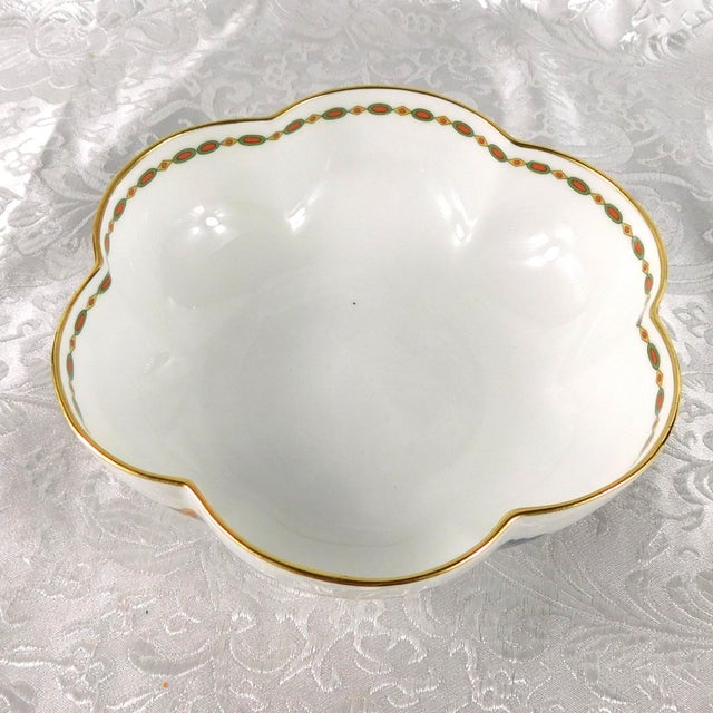 1940s 1940s Raynaud Et Cie Limoges Lot of Six Berry Bowls in Vieux Chine - Set of 6 For Sale - Image 5 of 7