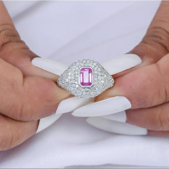 Natural 0.35 cts pink sapphire & 1.41 cts diamond ring in 18k gold For Sale - Image 18 of 18