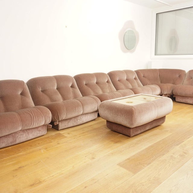 Rimo Maturi for Mimo Padova, sofa, model ´Nuvolone´ Italy, 1970s Full modular sofa in a pink color set designed by Italian...