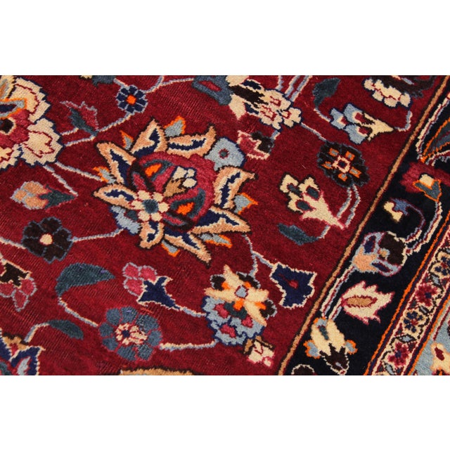 Vintage Hand-Knotted Wool Rug – 10.2 X 13.2 Red Medallion Traditional Rug For Sale In New York - Image 6 of 8