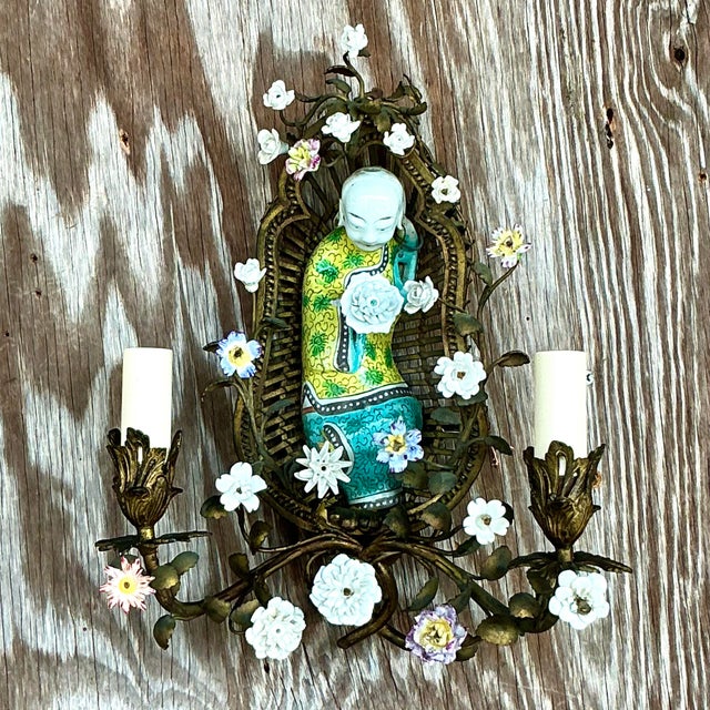 1920s Vintage Asian 1920s Chinoiserie Floral Sconce For Sale - Image 5 of 5