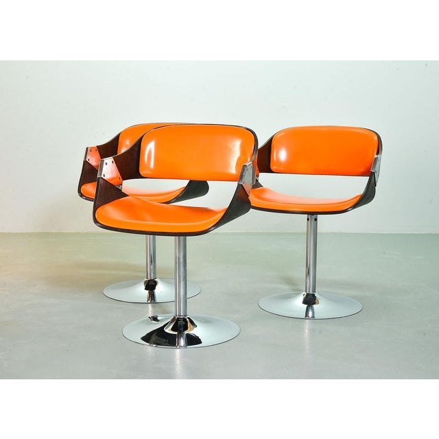 1960s Orange Dining Chairs on Chrome Pedestal attributed to Rudi Verelst for Novalux, 1960s, Set of 6 For Sale - Image 5 of 18