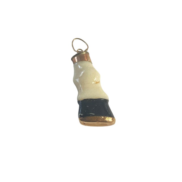 Beige Vintage Bakelite and 14k Gold Horse Hoof Charm Pendant For Sale - Image 8 of 9