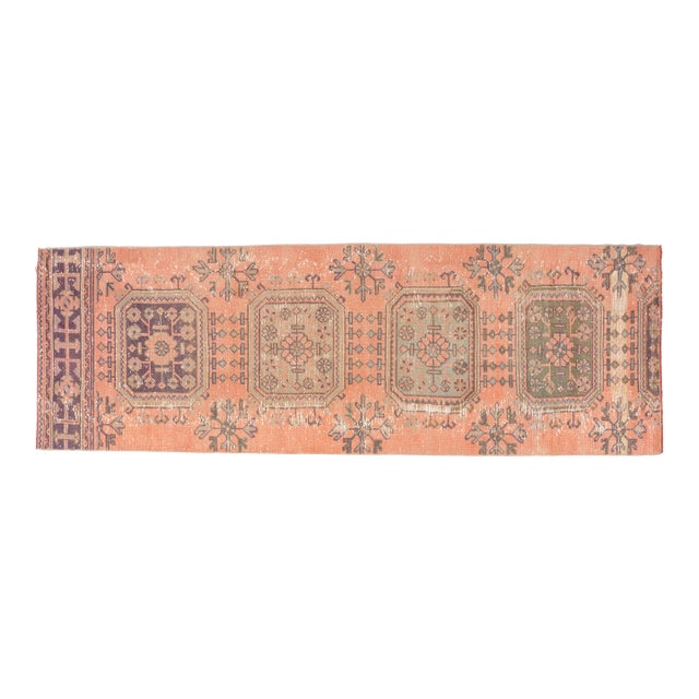 Mid 20th Century Soft Salmon & Olive Green Medallion Rug For Sale