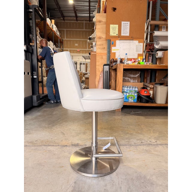 Contemporary Attributed Vanguard Light Gray Leather Counter Stool With Chrome Pedestal Base For Sale - Image 3 of 5