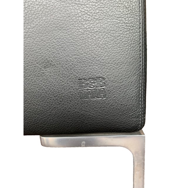 Antonio Citterio B&b Italia Charles Black Pebbled Leather Couch For Sale - Image 4 of 4