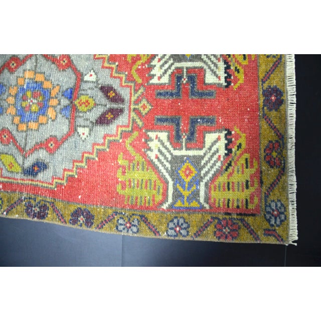 Vintage Multicolor Turkish Rug For Sale - Image 4 of 6