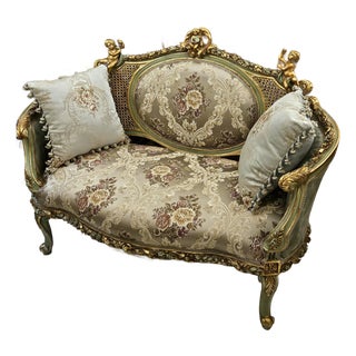Cherub Elegance – French Rococo Loveseat With Gray Floral Damask Upholstery & Ornate Gold Leaf Frame For Sale
