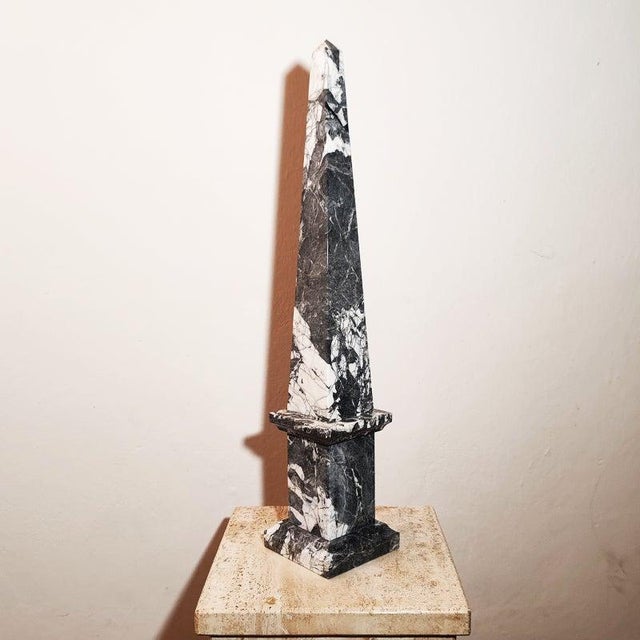 1960s Large Obelisk in Black Marble of Aquitaine, Italy, 1960s For Sale - Image 5 of 10