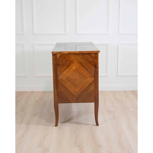 Italian 18th Century Directoire Walnut Chest of Drawers For Sale In Atlanta - Image 6 of 7