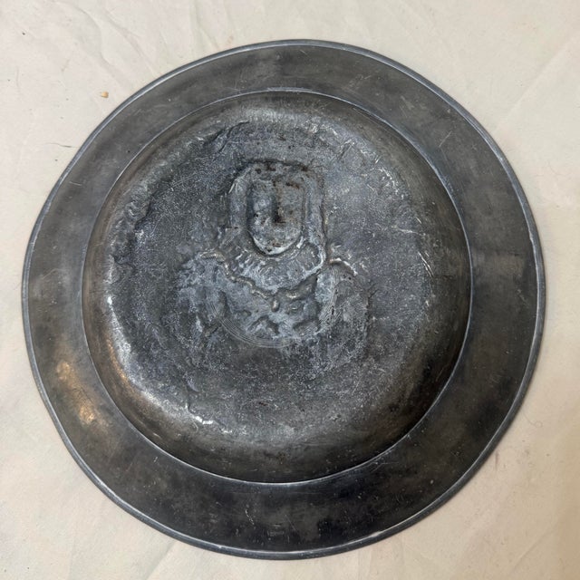 Antique 18th Century Tooled Engraved Handmade Portrait Pewter Plaque Plate Dish For Sale - Image 9 of 9